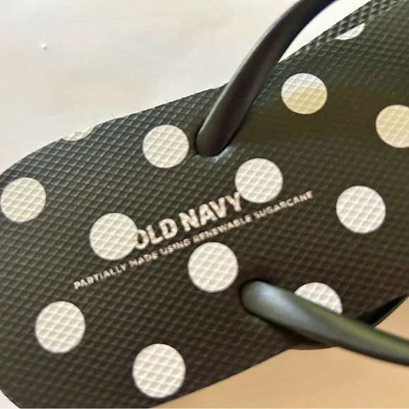 Old Navy Black Flip Flops with White Polka Dots-New Without tags - Picture 4 of 4